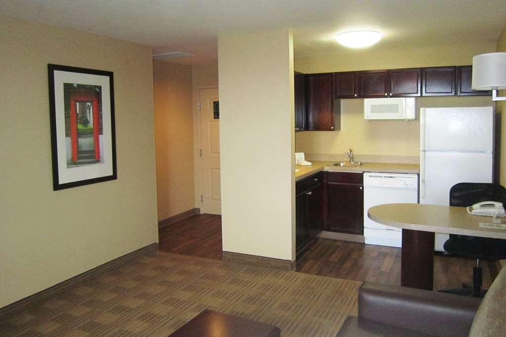 Extended Stay America Suites - Dallas - Las Colinas - Green Park Dr Irving Oda fotoğraf