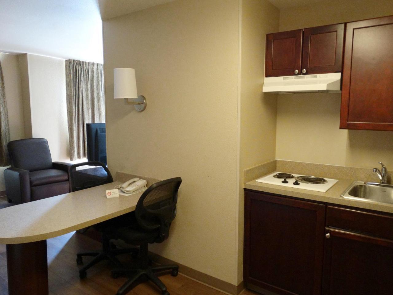 Extended Stay America Suites - Dallas - Las Colinas - Green Park Dr Irving Dış mekan fotoğraf